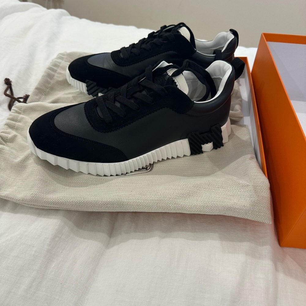 Hermes Men's Sneakers in Black and White